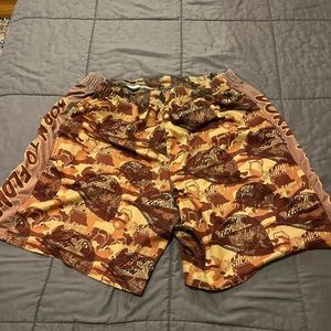 Men’s flow society extra-large athletic shorts